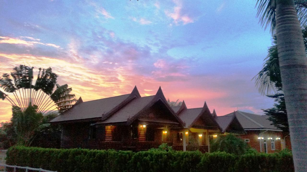 Pongsin Resort Khun Han Ngoại thất bức ảnh