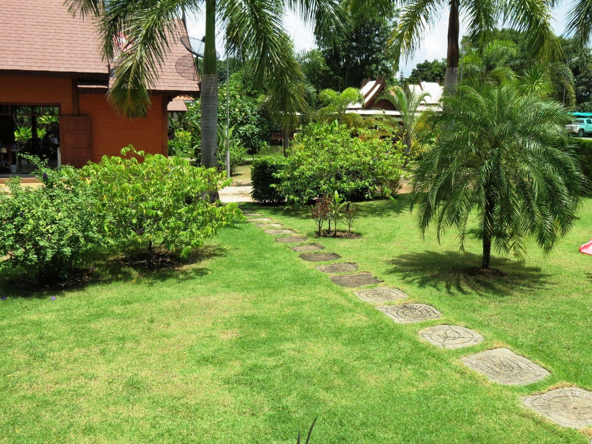 Pongsin Resort Khun Han Ngoại thất bức ảnh