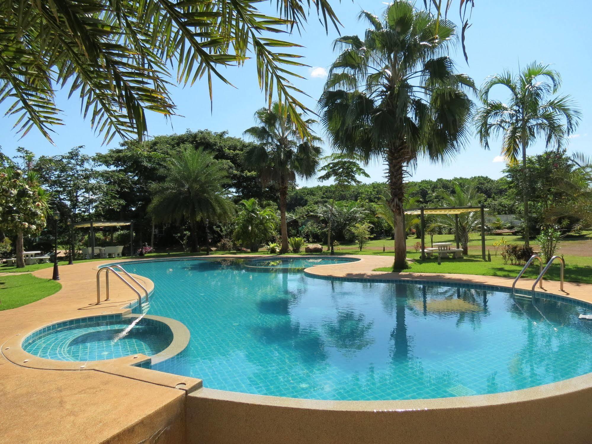 Pongsin Resort Khun Han Ngoại thất bức ảnh