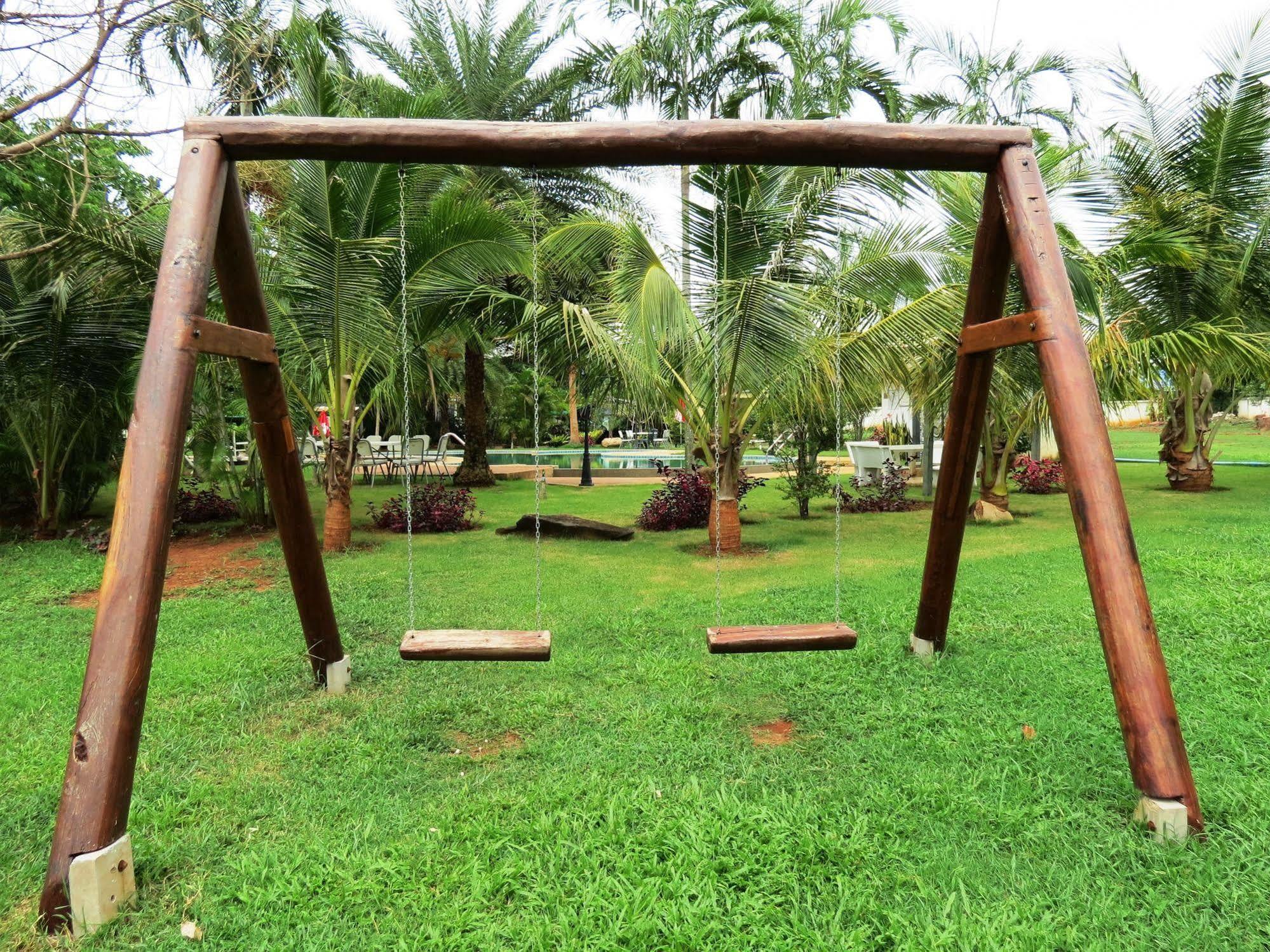 Pongsin Resort Khun Han Ngoại thất bức ảnh